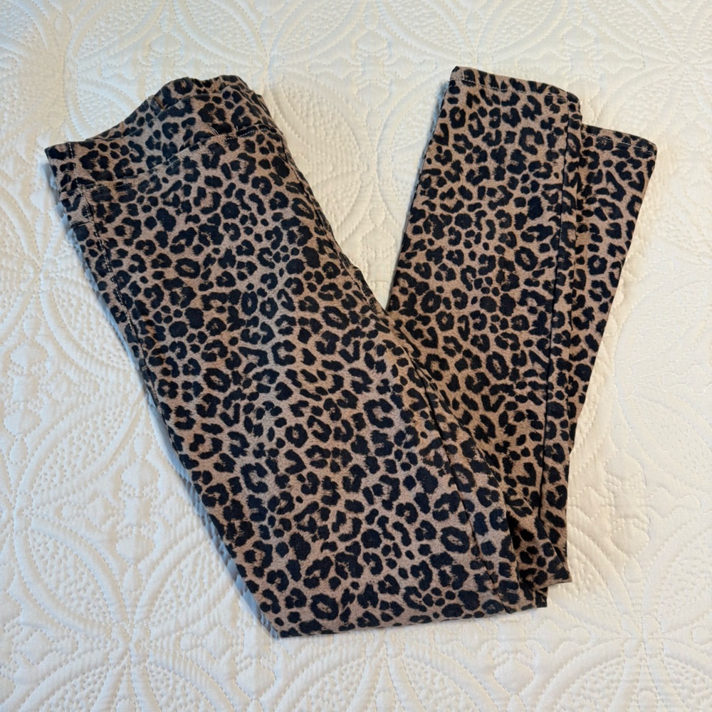 Jeans by Buffalo Leopard Print Stretch Capri Pants Women’s Large Animal Print